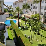 Holidays & Homes I Playa, Piscinas ,relax Apartment *