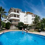 Holidays & Homes I Playa, Piscinas ,relax * Benalmádena